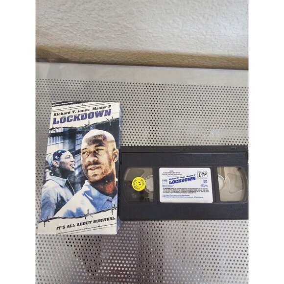 Lockdown VHS 2003 Movie Rated R - Picture 1 of 3